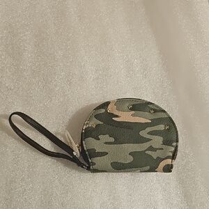 Camouflage Zippered Coin Purse with Wrist Strap and Stars Detail NWOT
